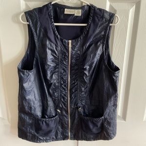 ZENERGY BY CHICOS.  SIZE 2.  Like new!  Lightweight. Navy Blue